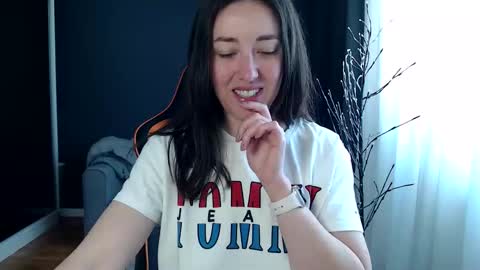 piscesgirl06 online show from April 2026 04:59:02 AM