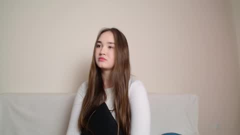 Lily online show from April 2026 01:41:02 PM