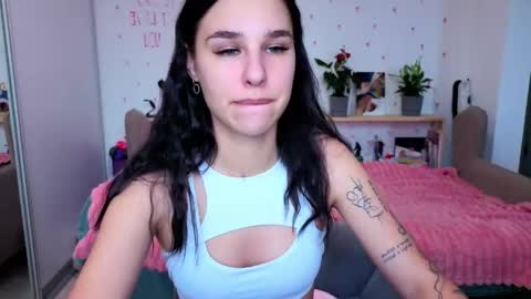 Molly online show from June 2026 08:58:02 AM