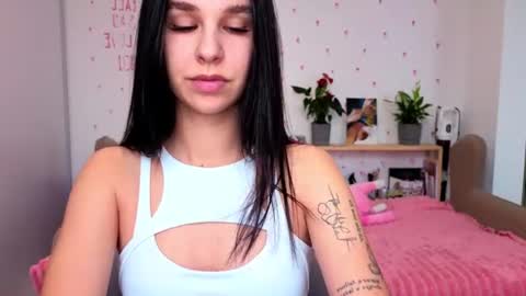 Molly online show from June 2026 07:39:01 AM