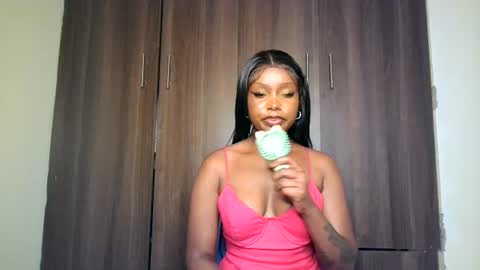 Snapshot of pixie_roman chatting on June 2026 11:59:02 AM Majesty online show from June 2026 11:59:02 AM