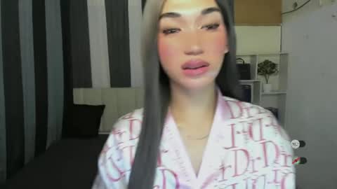 Snapshot of pixiedoll_ chatting on June 2026 05:45:02 PM pixiedoll_ online show from June 2026 05:45:02 PM
