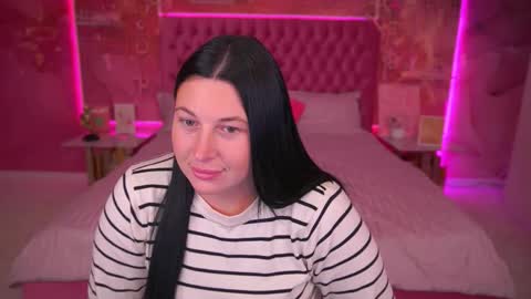 pixiehott online show from October 2025 08:09:02 PM