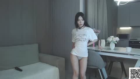Snapshot of pixiesdoll_ chatting on July 2026 05:59:02 PM Mila online show from July 2026 05:59:02 PM