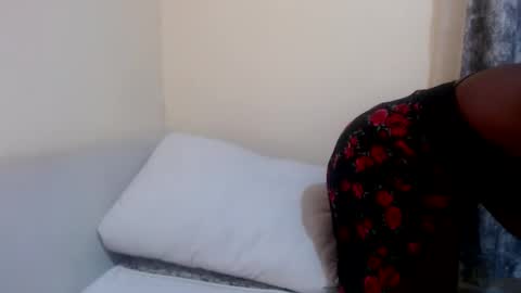 pixietease1 online show from September 2025 08:47:02 PM