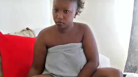 pixietease1 online show from October 2025 11:44:01 AM