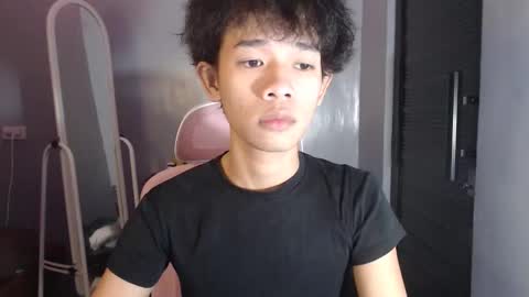 pixydust_69 online show from November 2025 12:26:01 PM