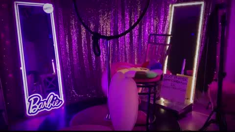 Snapshot of plasticfuckdoll chatting on January 2025 08:10:02 AM Dumb bimbo fuck doll online show from January 2025 08:10:02 AM