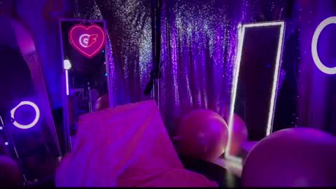 Snapshot of plasticfuckdoll chatting on February 2025 05:08:01 AM Dumb bimbo fuck doll online show from February 2025 05:08:01 AM