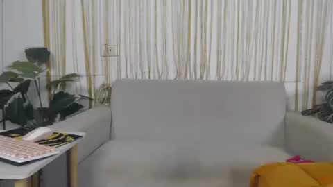 plasticgirll online show from February 2026 01:32:02 PM