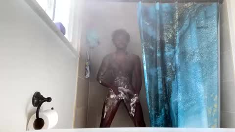 Snapshot of playboi172107 chatting on October 2025 05:56:01 PM playboi172107 online show from October 2025 05:56:01 PM