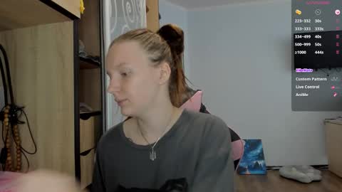 Masha online show from September 2025 08:16:02 AM