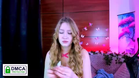 Sophie online show from December 2024 11:10:01 AM