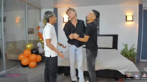   online show from November 2025 11:03:01 PM