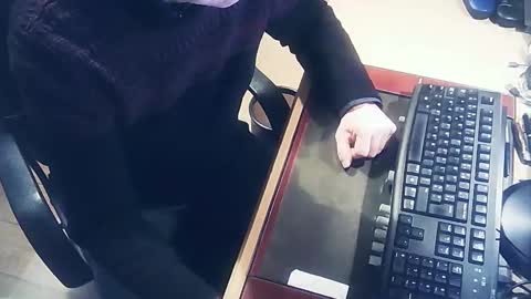 Snapshot of playingch chatting on February 2026 08:18:02 AM littlenounours online show from February 2026 08:18:02 AM