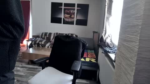 Hello ask me  . Im glad  to see you here in my room. Welcome PVT is open online show from March 2025 09:50:01 AM