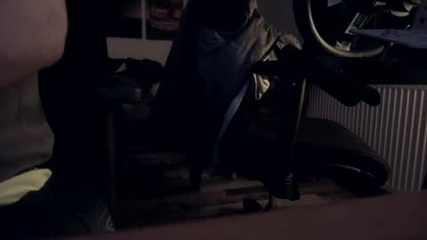 Hello ask me  . Im glad  to see you here in my room. Welcome PVT is open online show from October 2025 07:16:02 PM