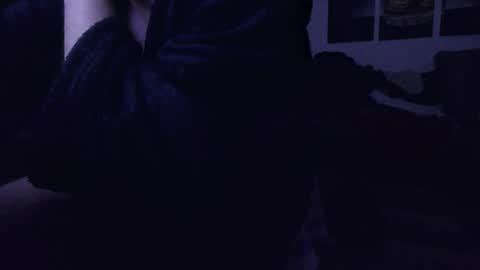 Hello ask me  . Im glad  to see you here in my room. Welcome PVT is open online show from April 2026 08:39:01 PM