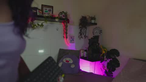 Snapshot of pleasure_room_x chatting on May 2026 01:21:01 AM Jessi Alex online show from May 2026 01:21:01 AM