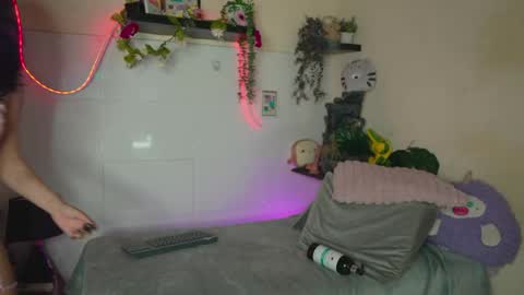 Snapshot of pleasure_room_x chatting on May 2026 11:38:01 AM Jessi Alex online show from May 2026 11:38:01 AM