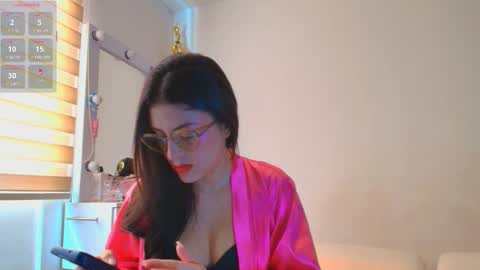 JUAN AND JULI online show from January 2026 08:44:02 PM