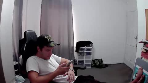 Snapshot of plkrisztian chatting on October 2025 02:59:01 PM plkrisztian online show from October 2025 02:59:01 PM