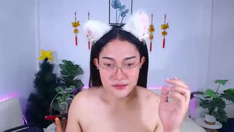 Ploysai online show from April 2026 09:42:01 PM