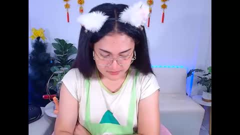 Ploysai online show from May 2026 02:43:01 PM
