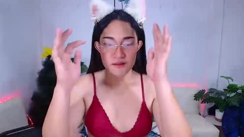 Ploysai online show from May 2026 10:41:02 PM