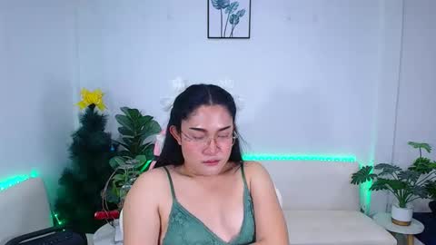 Ploysai online show from May 2026 04:02:02 PM