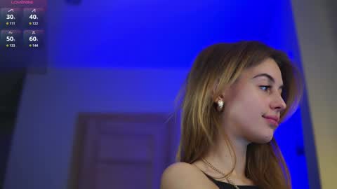 Snapshot of plump_bums chatting on October 2025 02:41:02 AM Ari online show from October 2025 02:41:02 AM