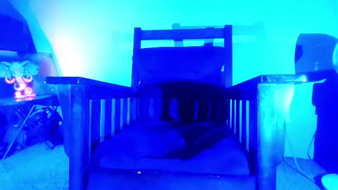 StraightPlush online show from June 2026 05:05:02 AM