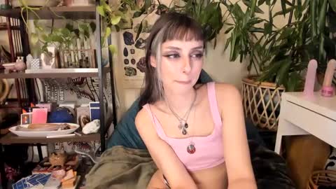 Snapshot of pluto_astrology chatting on September 2025 08:24:01 PM Goddess Pluto online show from September 2025 08:24:01 PM