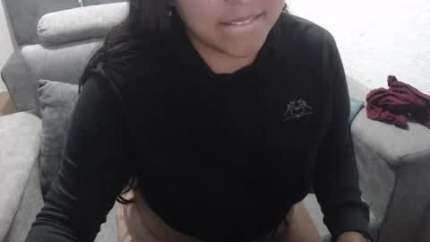 Snapshot of pocahontas_hall chatting on June 2026 03:00:01 PM Lily online show from June 2026 03:00:01 PM
