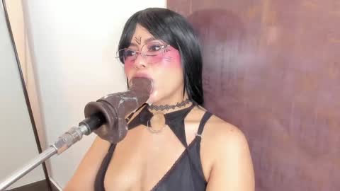 Snapshot of pocahontas_lantina chatting on May 2026 04:41:02 AM pocahontas_lantina online show from May 2026 04:41:02 AM