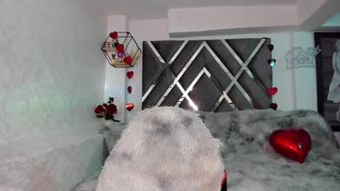 I dream of having many followers online show from February 2025 07:12:02 AM