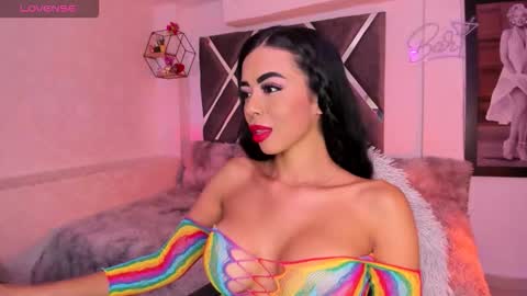 I dream of having many followers online show from September 2025 02:11:02 AM