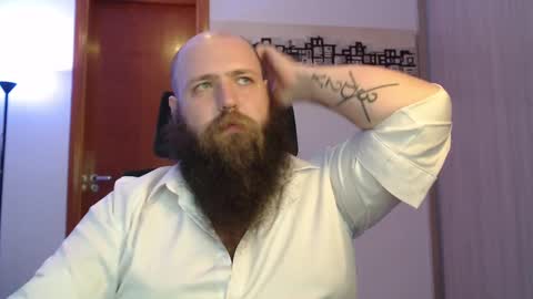 Snapshot of polar_bear91 chatting on February 2025 05:19:02 AM Bear online show from February 2025 05:19:02 AM