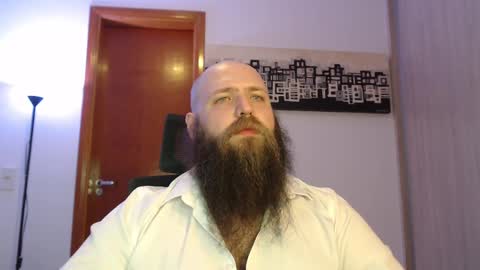 Snapshot of polar_bear91 chatting on March 2025 04:15:02 AM Bear online show from March 2025 04:15:02 AM