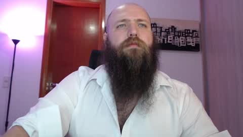 Snapshot of polar_bear91 chatting on March 2025 02:06:02 AM Bear online show from March 2025 02:06:02 AM