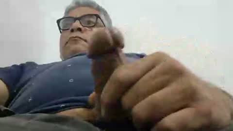 poli online show from September 2025 12:49:02 PM