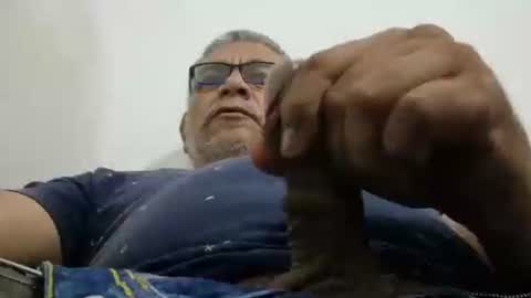 poli online show from April 2026 10:41:01 PM