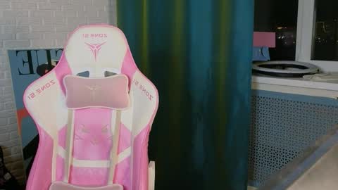 Snapshot of polidevis chatting on November 2025 11:03:01 PM Candytrain online show from November 2025 11:03:01 PM