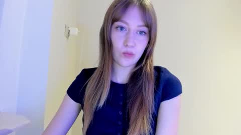Polina online show from March 2026 07:17:01 PM