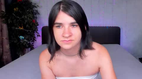 Polly online show from September 2025 06:02:02 AM