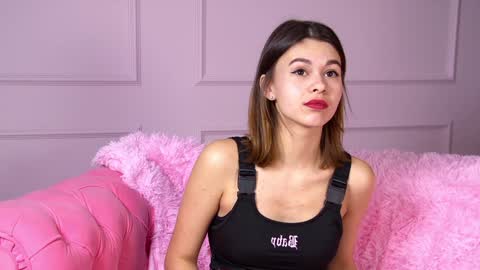 Polly online show from February 2025 10:19:01 AM