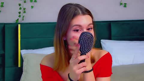 Polly online show from March 2025 09:29:02 PM