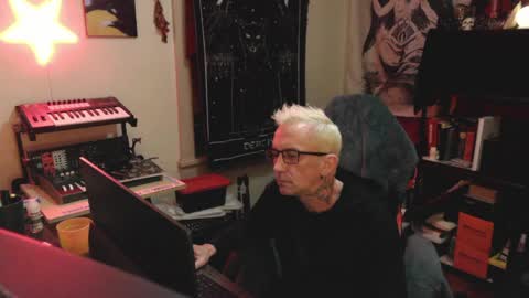 Snapshot of ponydaddy666 chatting on March 2026 05:19:01 AM Rich online show from March 2026 05:19:01 AM
