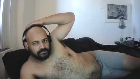 popfizzt online show from September 2025 12:10:01 PM