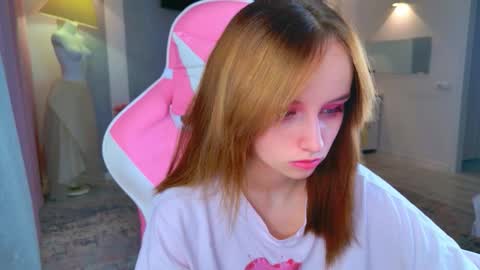 Snapshot of popjenny chatting on December 2025 11:26:02 AM Hi Daddy Im Jane online show from December 2025 11:26:02 AM